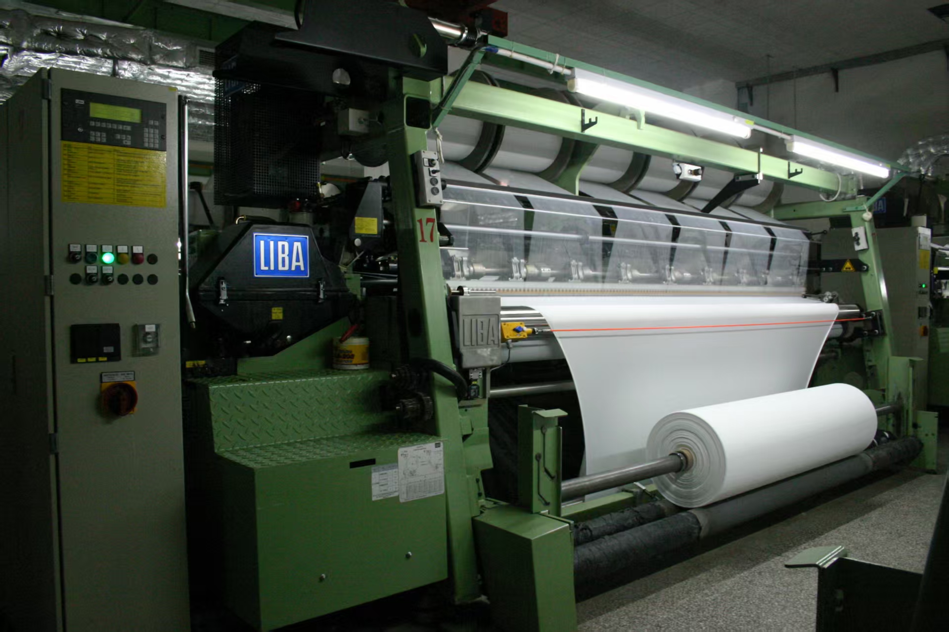 LIBA tricot machine